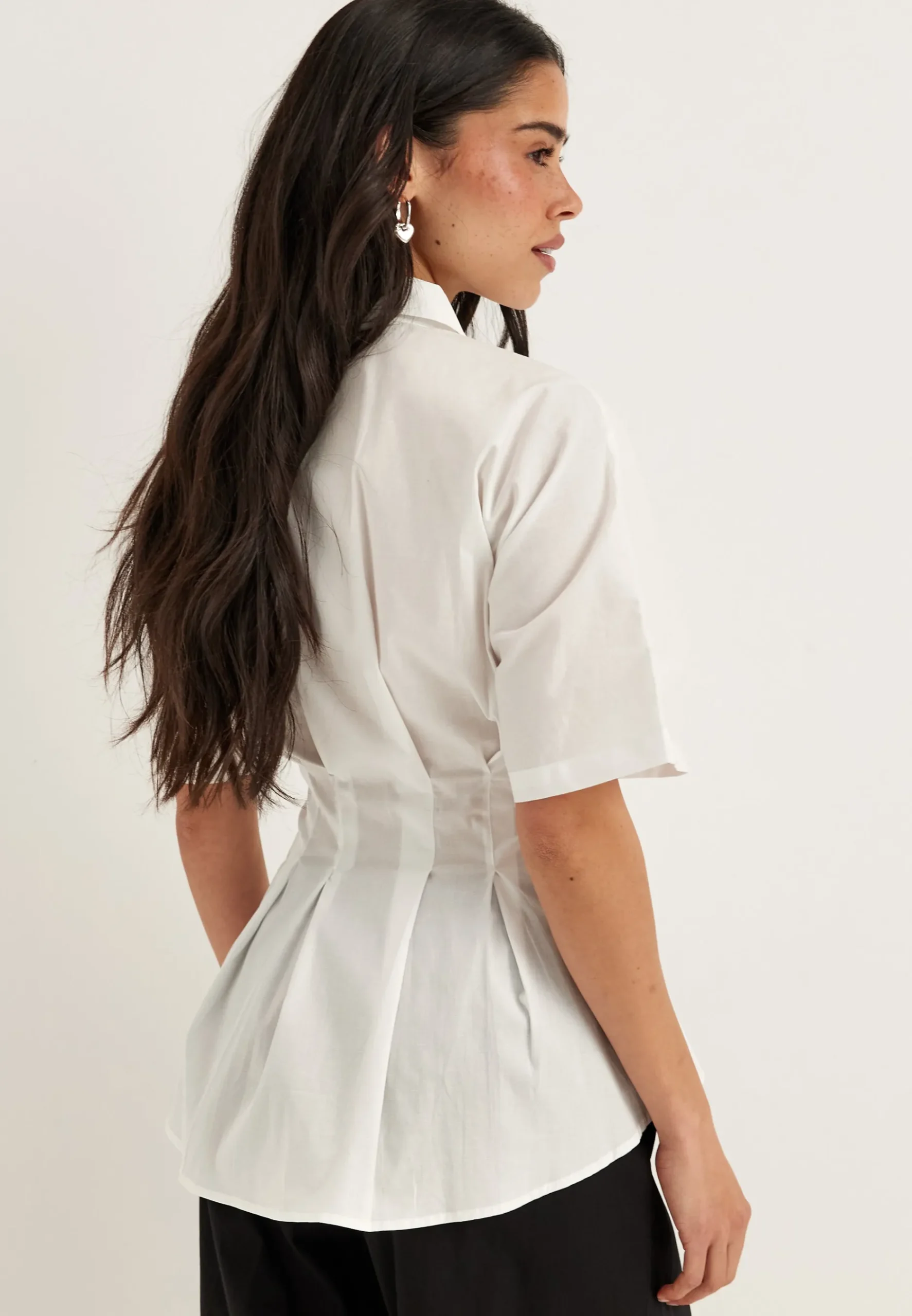 Short Sleeve Waist Shirt