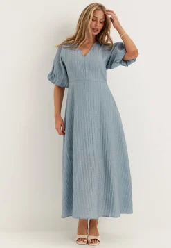 Slfmaddie Ss Closed Back Midi Dress