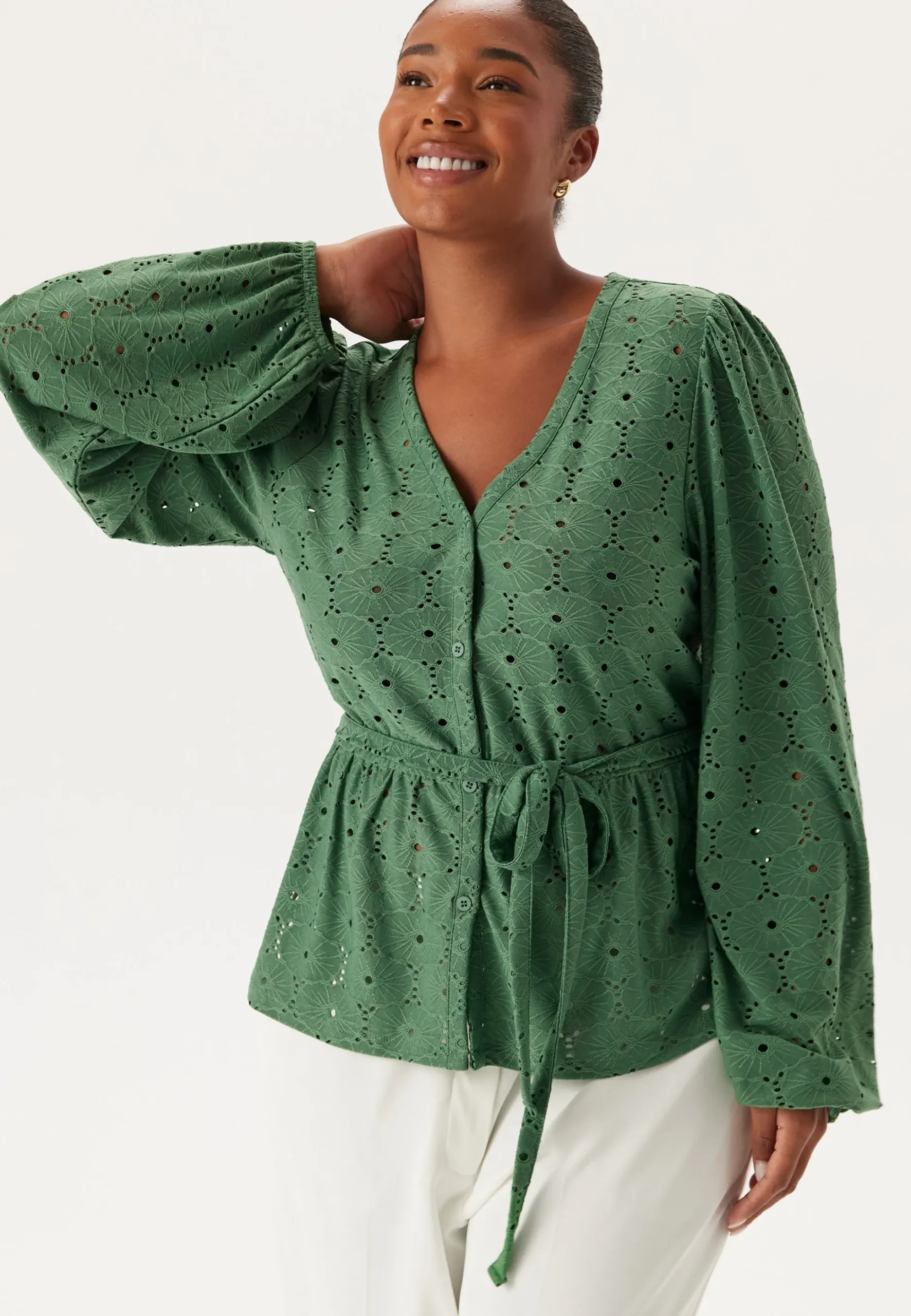 Soft Broderie Anglaise Top