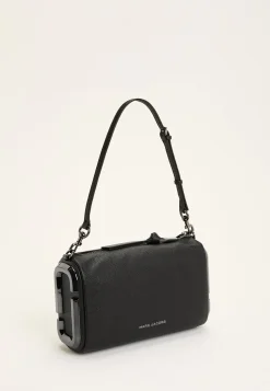 The Snapshot Shoulder