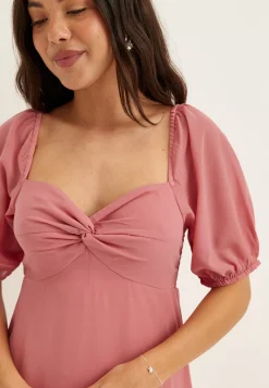 Twist Detail Short Sleeve Maxi Dress