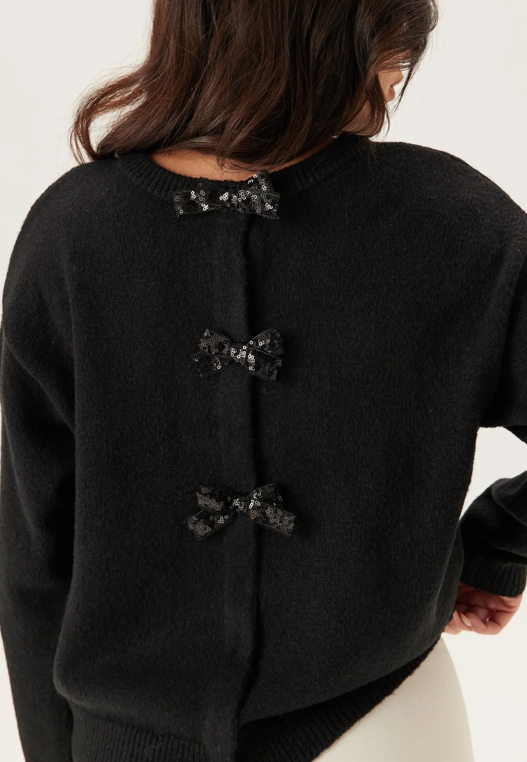 Vibrianna O-neck L/S BOW KNIT