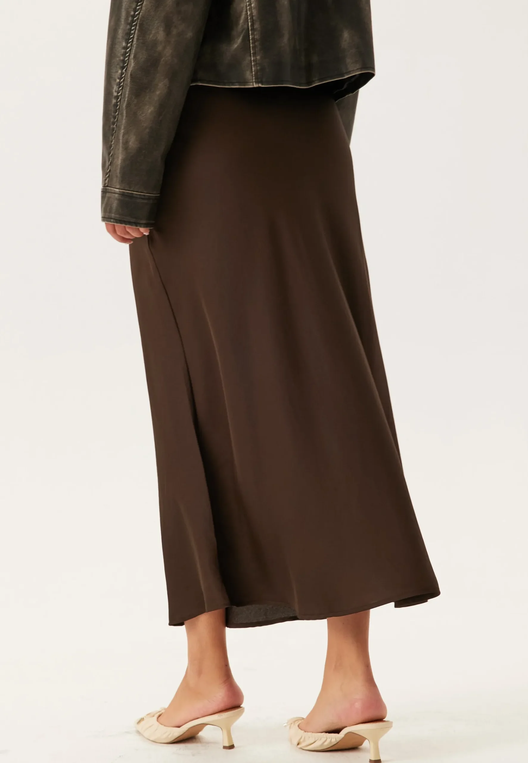 Viellette Hw Midi Skirt