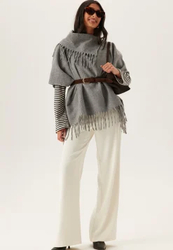 Vifjolira High Neck Poncho