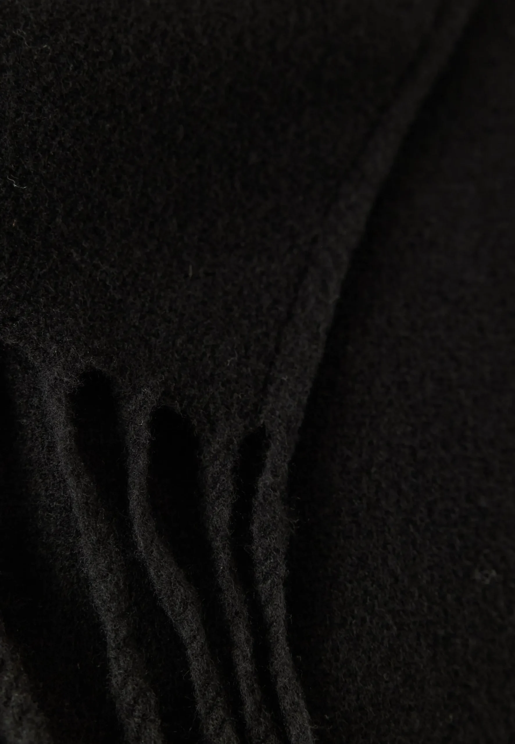 Vifjolira High Neck Poncho