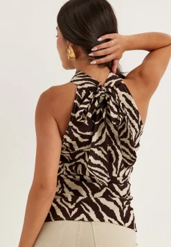 Vijuliet Halterneck Top