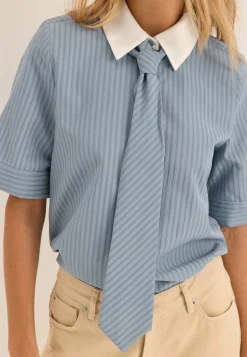 Vilinna 2/4 SHIRT W. TIE SHIRT