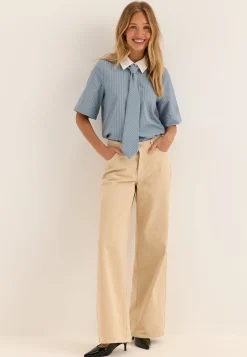 Vilinna 2/4 SHIRT W. TIE SHIRT
