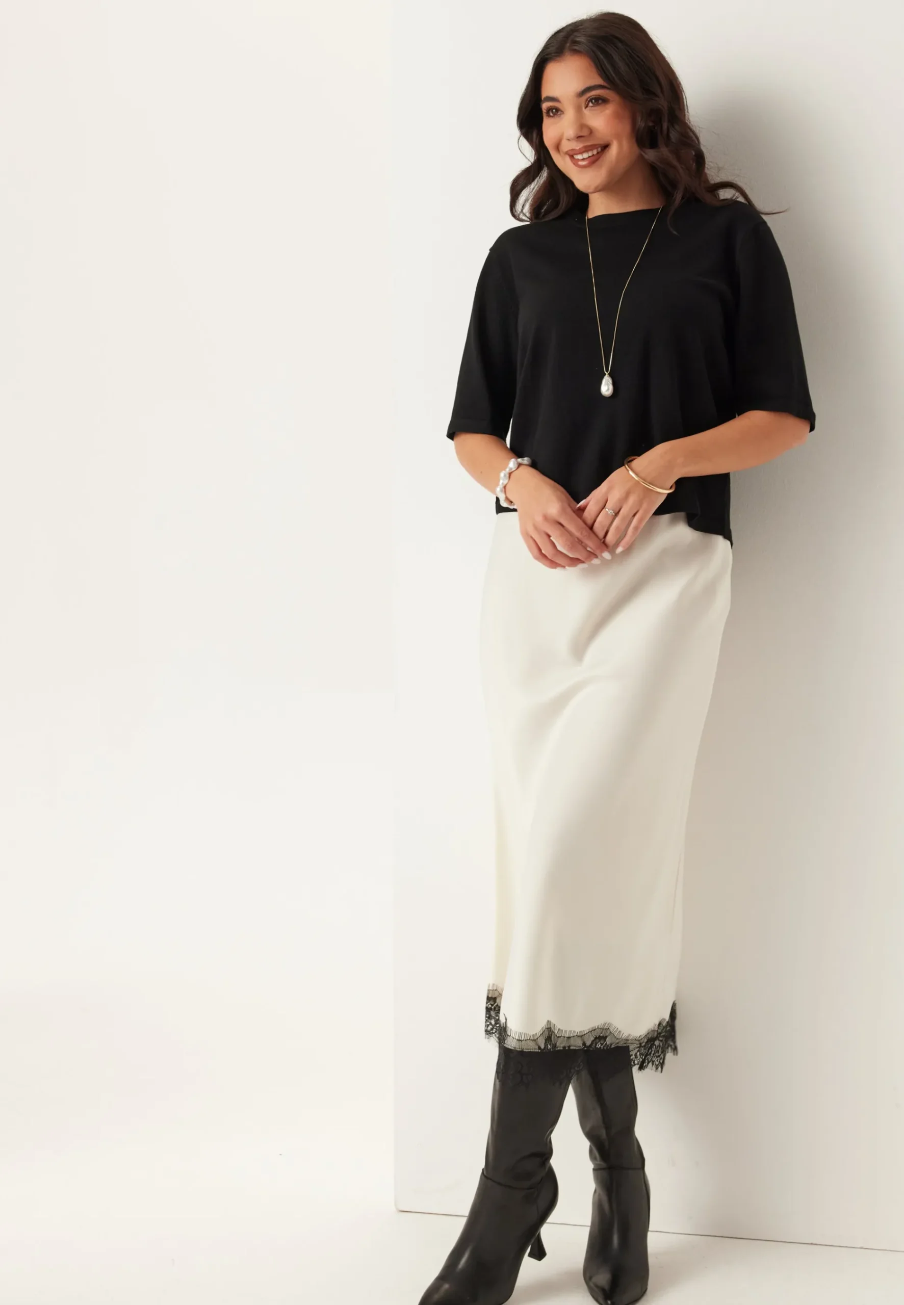 Vimalu O-neck 2/4 KNIT TOP