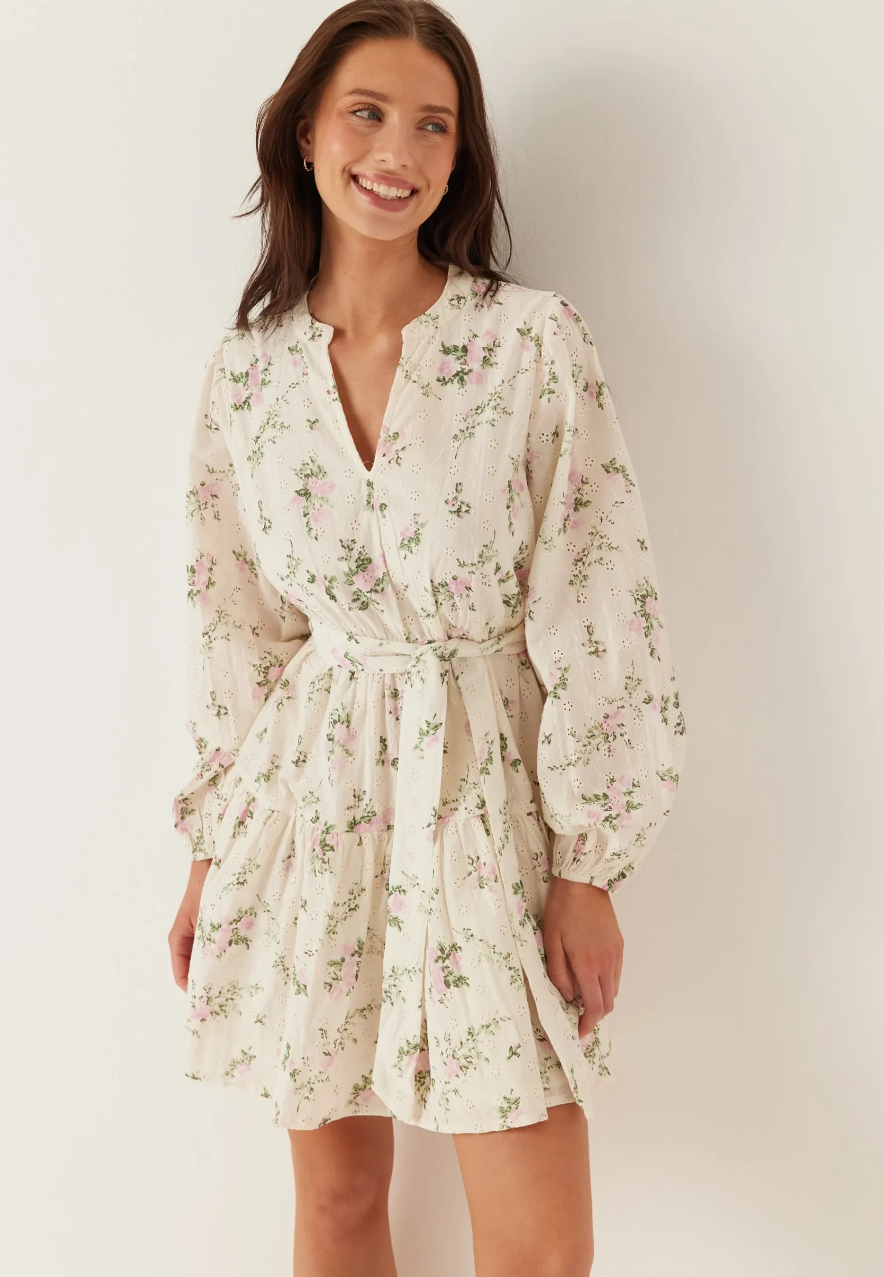 Vimiada L/S EMB SHORT SHIRT DRESS