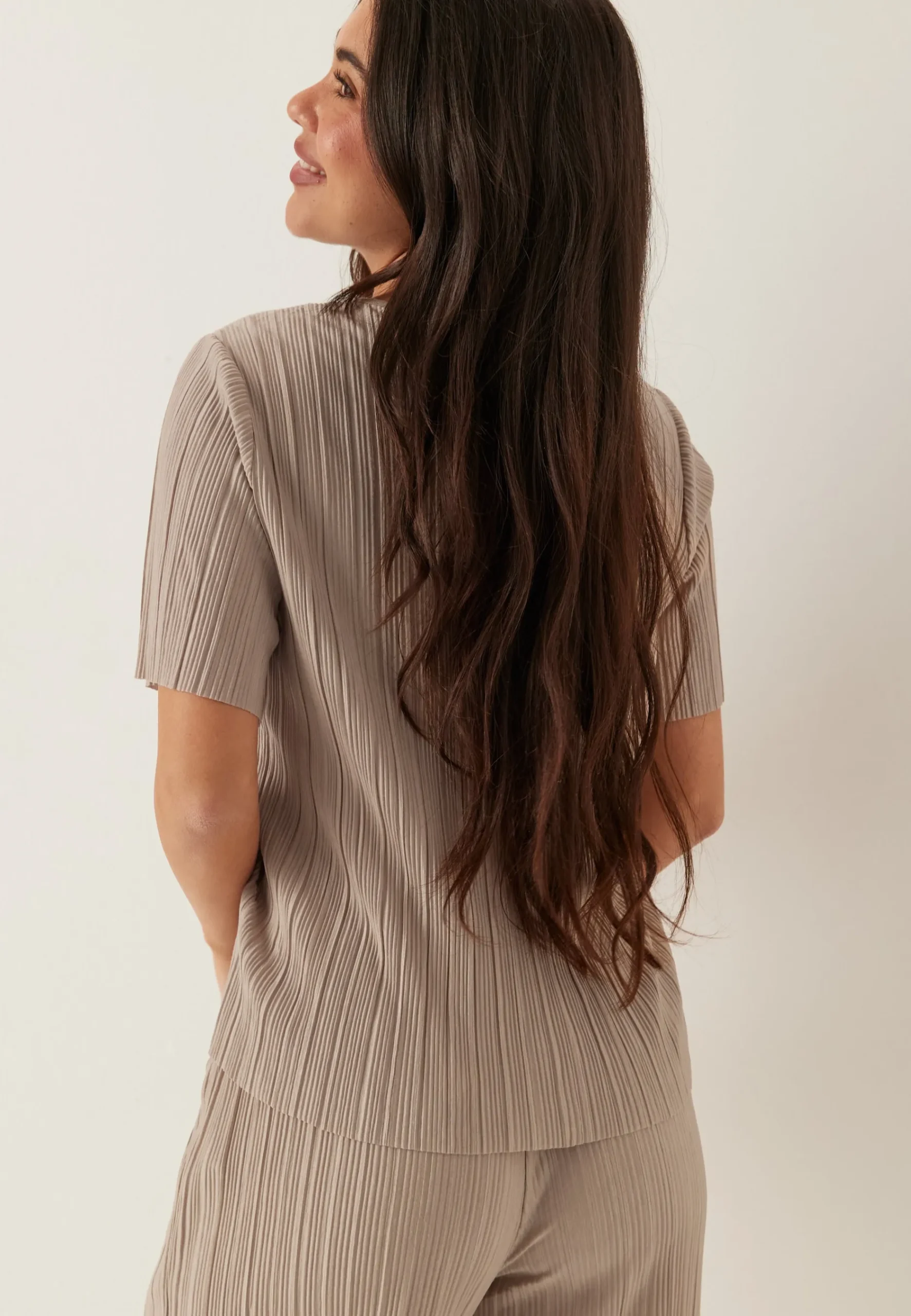 Viplisa O-neck S/S Top