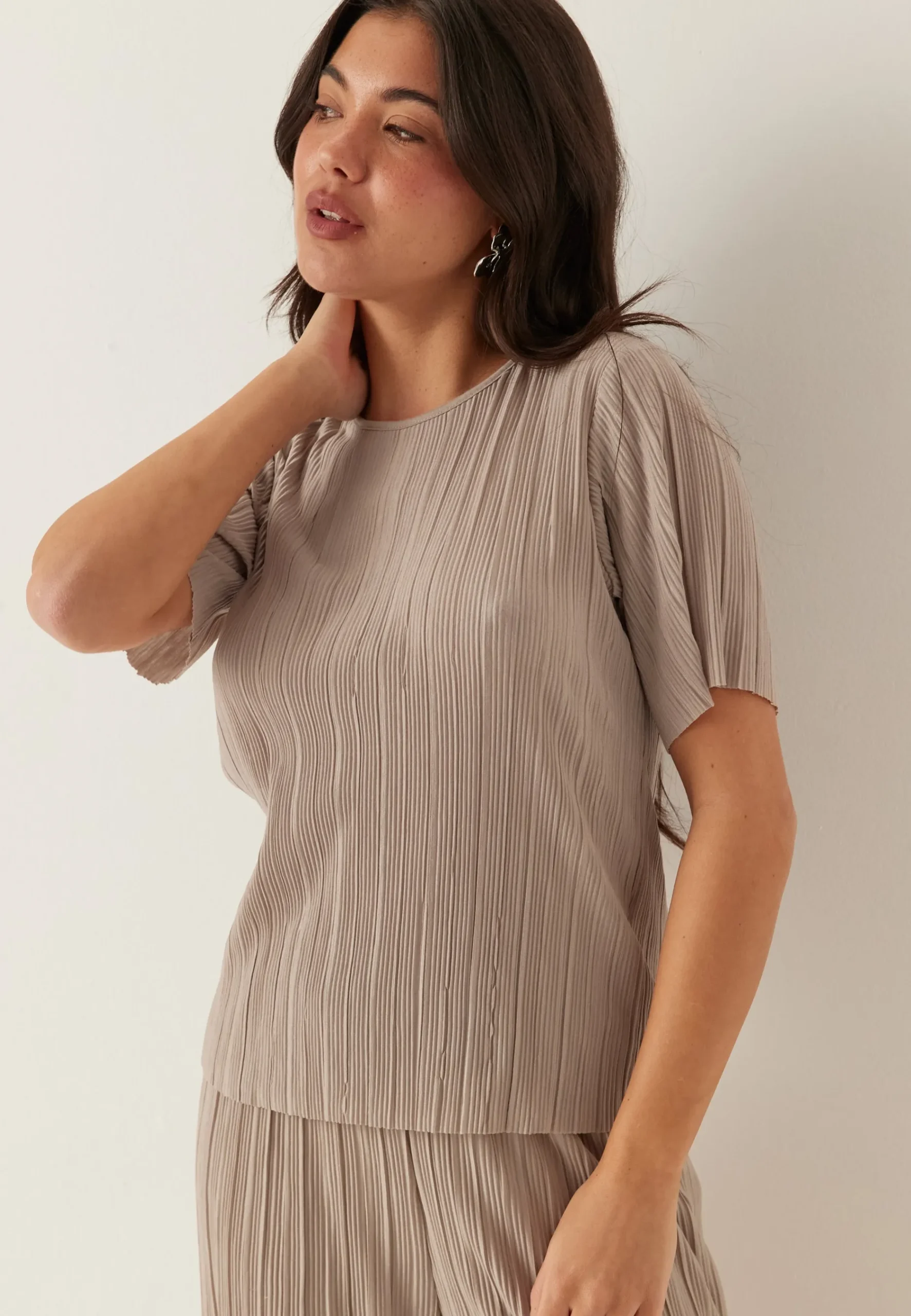 Viplisa O-neck S/S Top