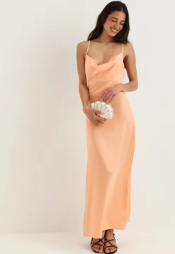 Viravenna Strap Ankle Dress