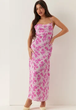 Viravenna Strap Ankle Dress