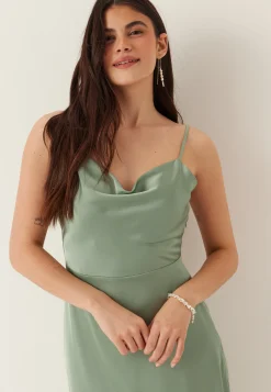 Viravenna Strap Ankle Dress
