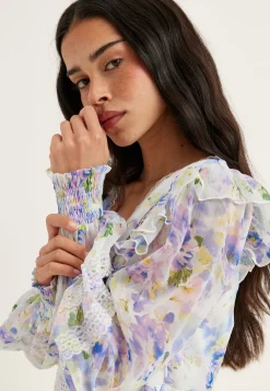 Viroman New V-neck L/S Short Dress