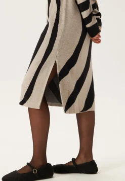 Vitif Crewneck Knit Midi Dress