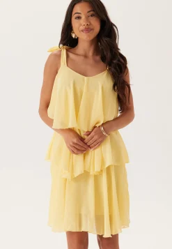Vmfelicia Tiestrap Ruffle Shor