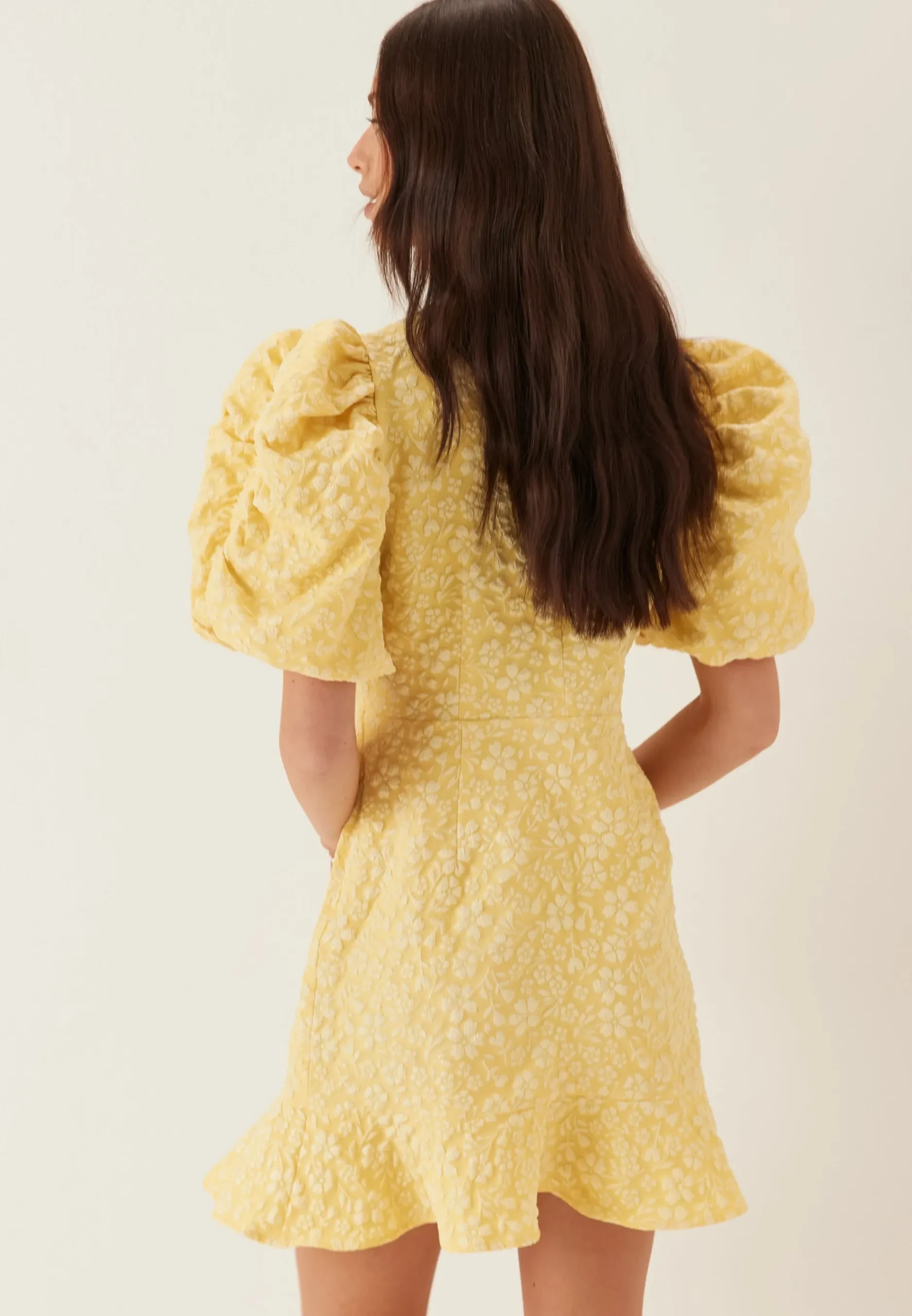 Vmfiona Ss High Neck Short Dress
