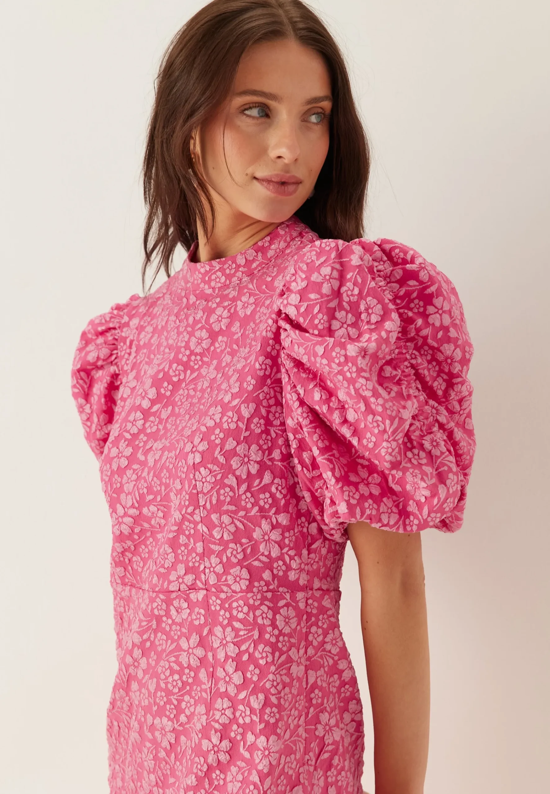 Vmfiona Ss High Neck Short Dress