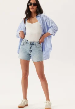 Vmtess mid rise short denim shorts