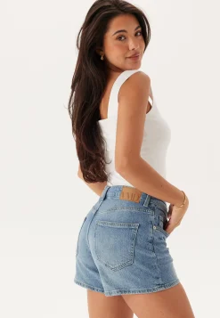 Vmtess mid rise short denim shorts
