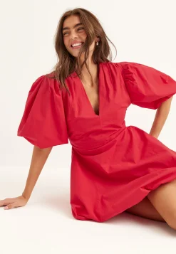 V-neck Bubble Hem Short Dress