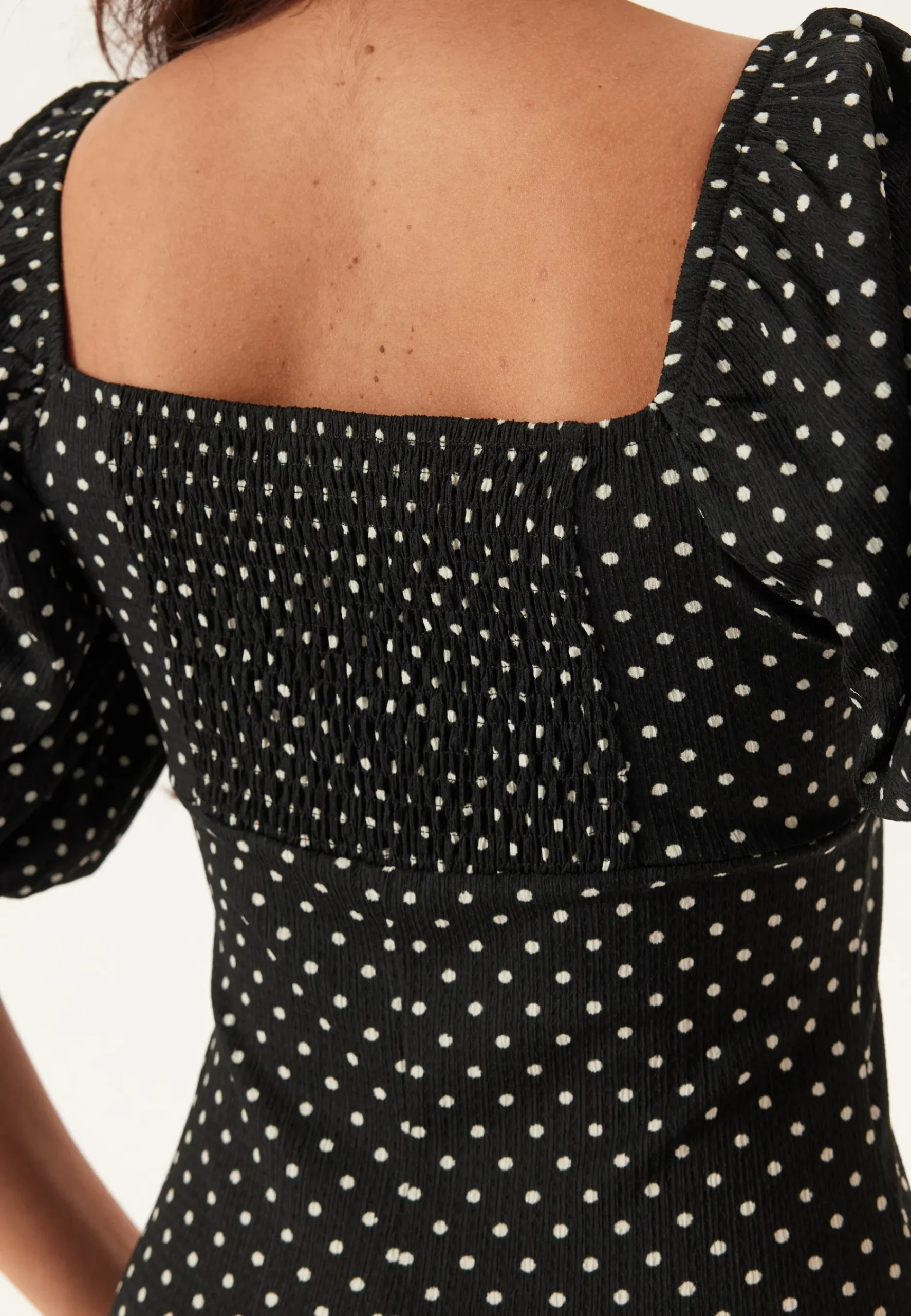 Volume Sleeve Midi Dress