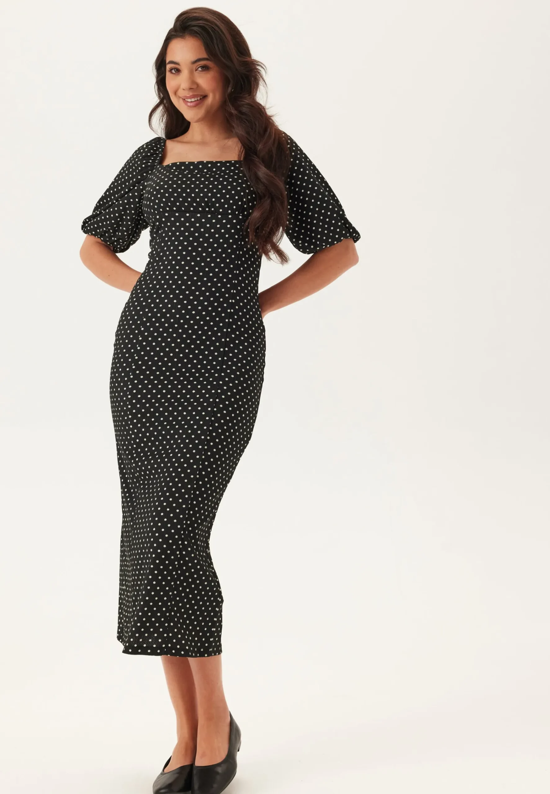 Volume Sleeve Midi Dress