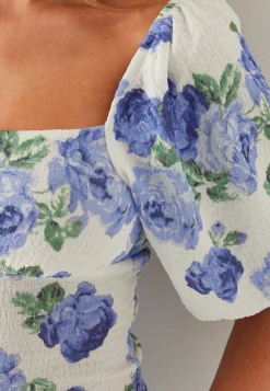 Volume Sleeve Top