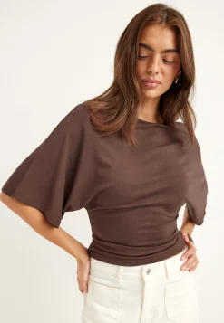 Wide Sleeve Fitted Tee