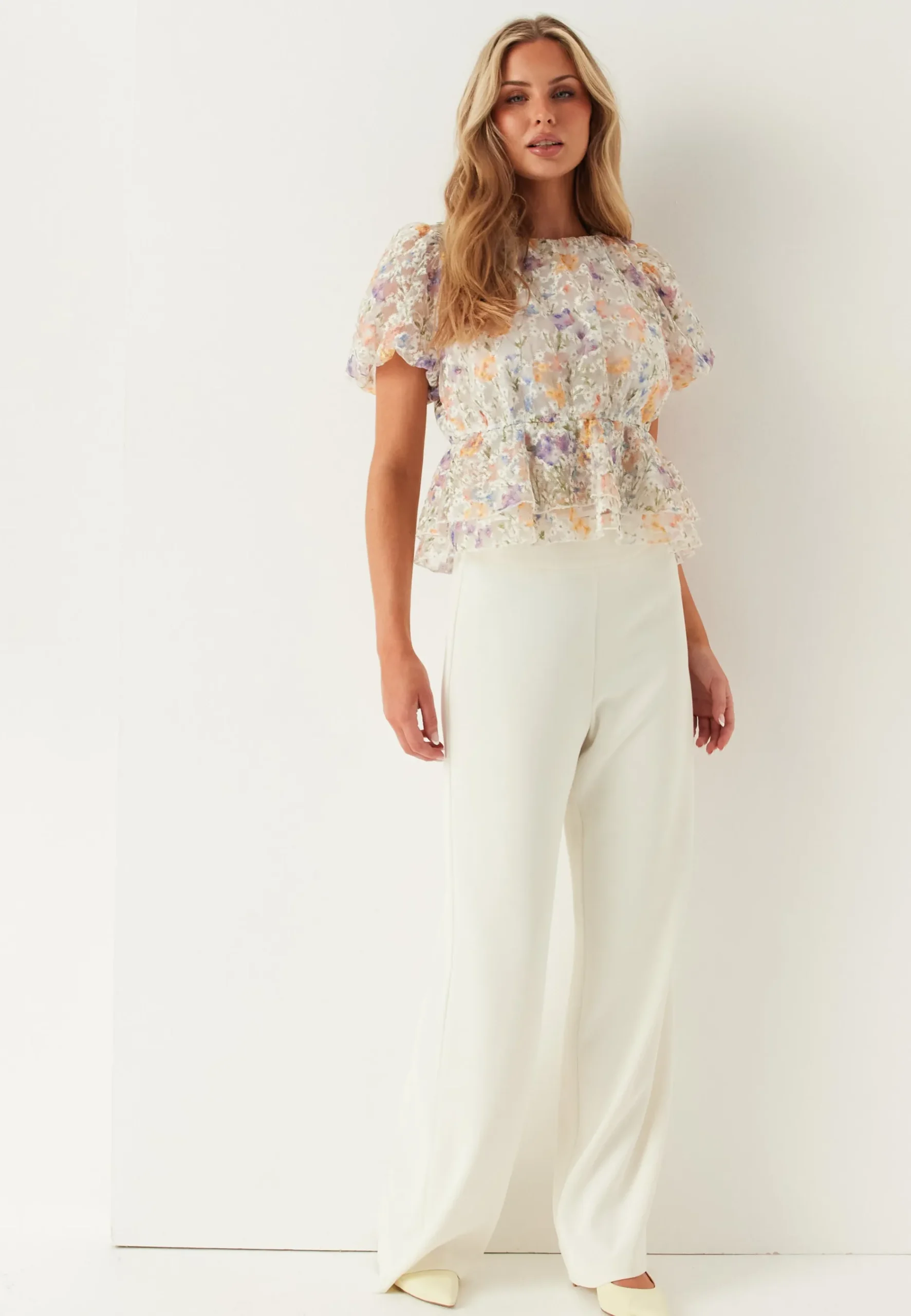 Yasleanna Ss Top